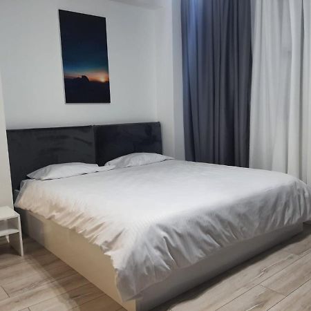Modern Apartment Korca 2 Екстер'єр фото