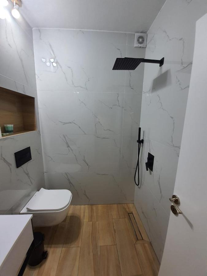 Modern Apartment Korca 2 Екстер'єр фото